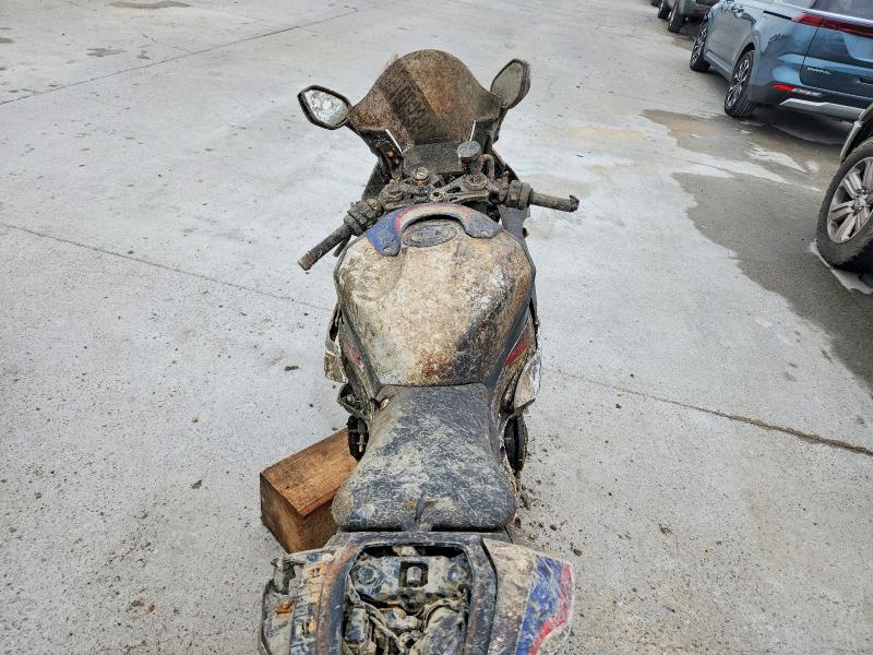 2022 BMW S 1000 VIN WB10E2305N6F96526 COPART salvage auction — WATER/FLOOD, Tx - Nonrepairable Title-Flood, sold $70 on 2026-07-22 (photo 6)