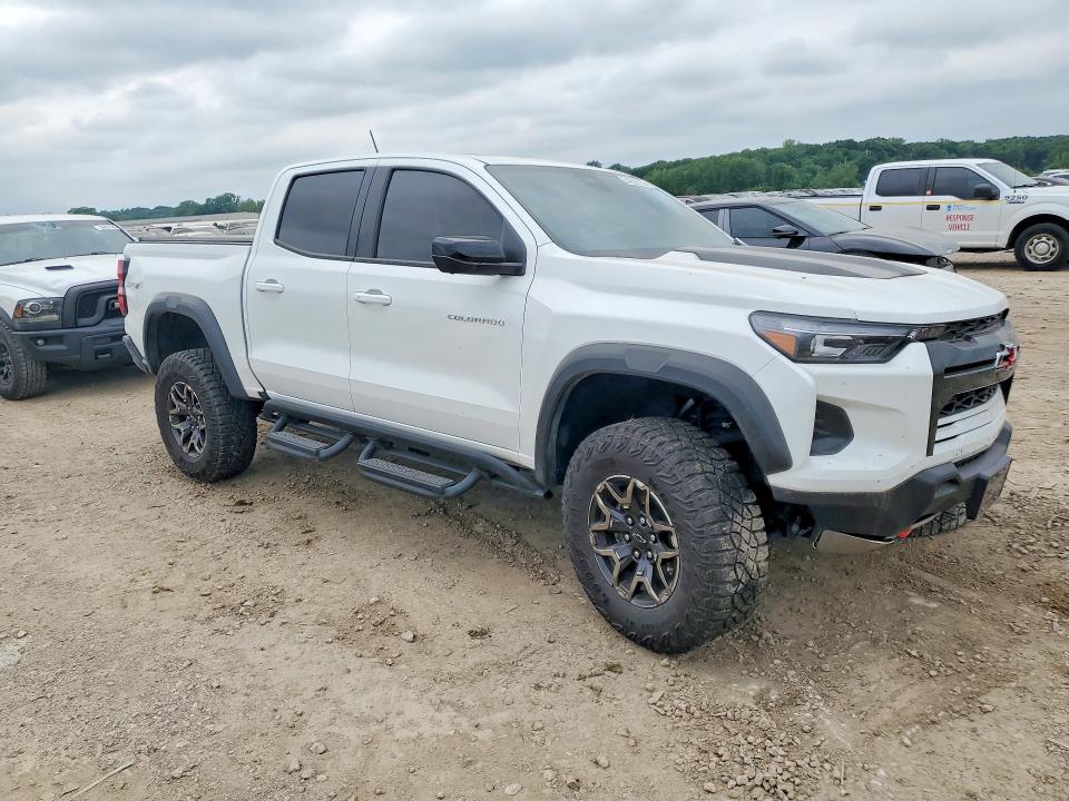 2015 Gmc Canyon VIN 1GCPTFEK7R1162184 COPART salvage auction — FRONT END, Mo - Salvage Certificate Of Title, sold $17,500 on 2026-07-14 (photo 4)