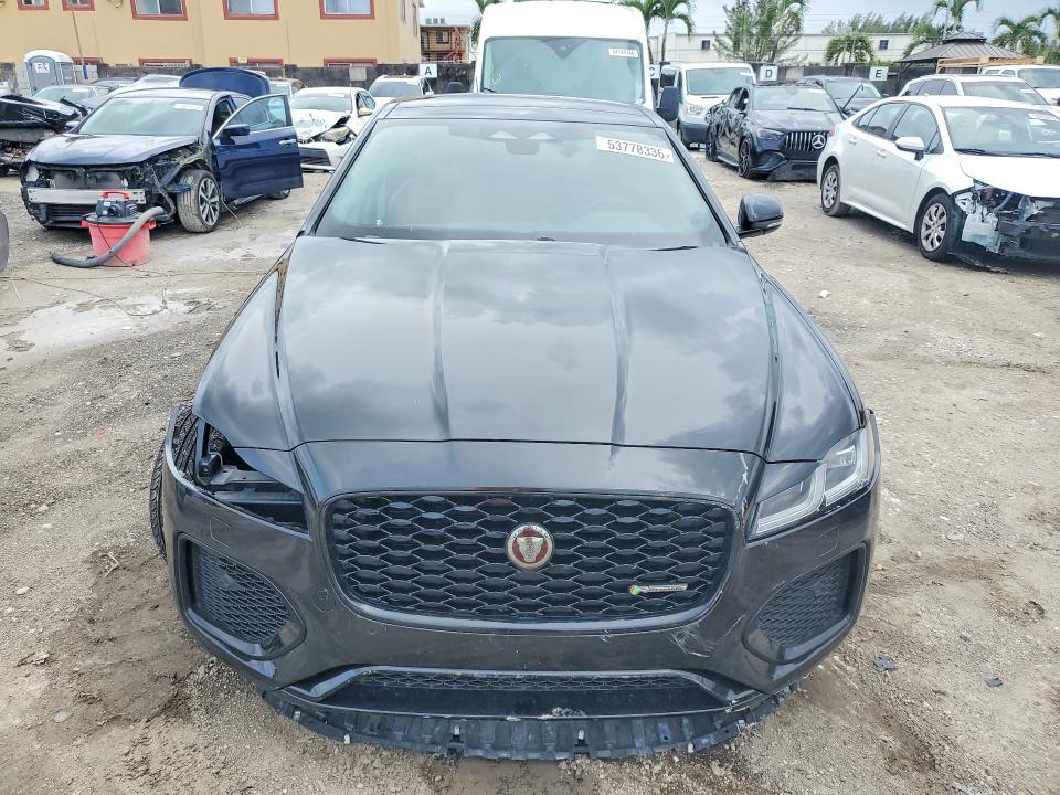 2022 Jaguar VIN SAJBL4GX7NCY91115 COPART salvage auction — SIDE, Fl - Cert Of Title Slvg Rebuildable, sold $5,800 on 2026-08-03 (photo 5)