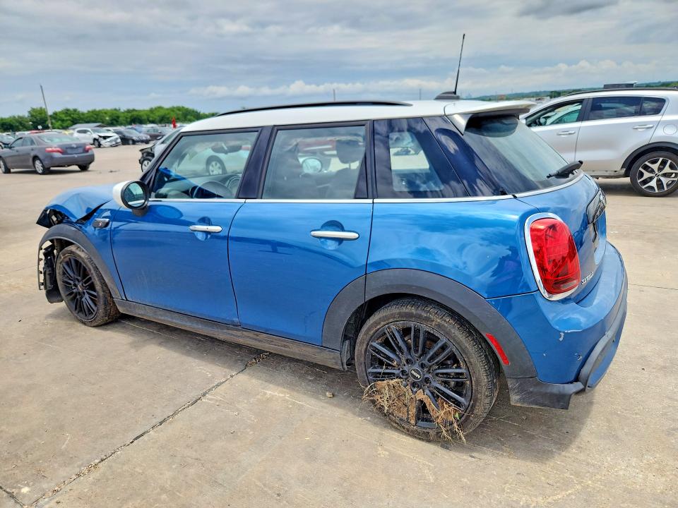 2023 Mini Cooper VIN WMW53DK06P2S64367 COPART salvage auction — FRONT END, TX - CERTIFICATE OF TITLE, sold $2,850 on 2026-08-13 (photo 2)