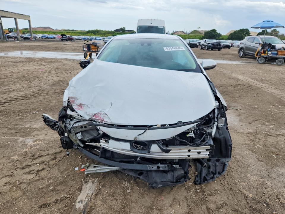 2022 Toyota Corolla VIN 5YFEPMAE2NP322672 COPART salvage auction — FRONT END, Fl - Certificate Of Destruction, sold $2,100 on 2026-07-09 (photo 5)