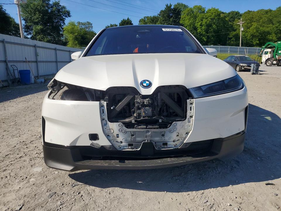 2022 BMW Ix VIN WB523CF05NCJ55041 COPART salvage auction — FRONT END, Nc - Salvage Certificate Of Title, sold $175 on 2026-07-08 (photo 5)