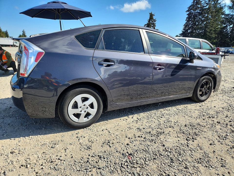 2015 Toyota Prius VIN JTDKN3DUXF1918835 COPART salvage auction — FRONT END, Wa - Vehicle Cert Of Ownership-Titl, sold $625 on 2026-07-31 (photo 3)