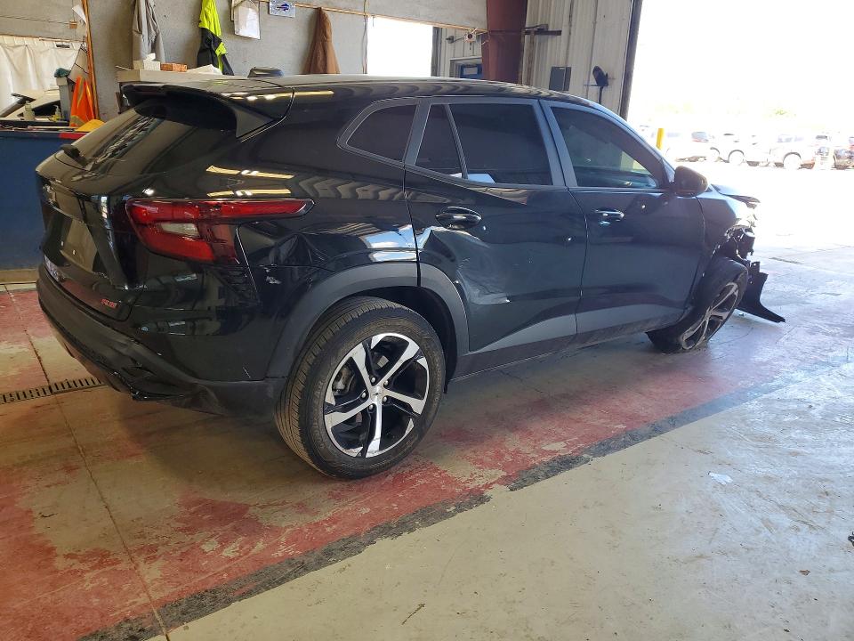 2025 Chevrolet Trax VIN KL77LGEP7SC124608 COPART salvage auction — FRONT END, Oh - Cert Of Title-Salvage, sold $2,750 on 2026-07-27 (photo 3)