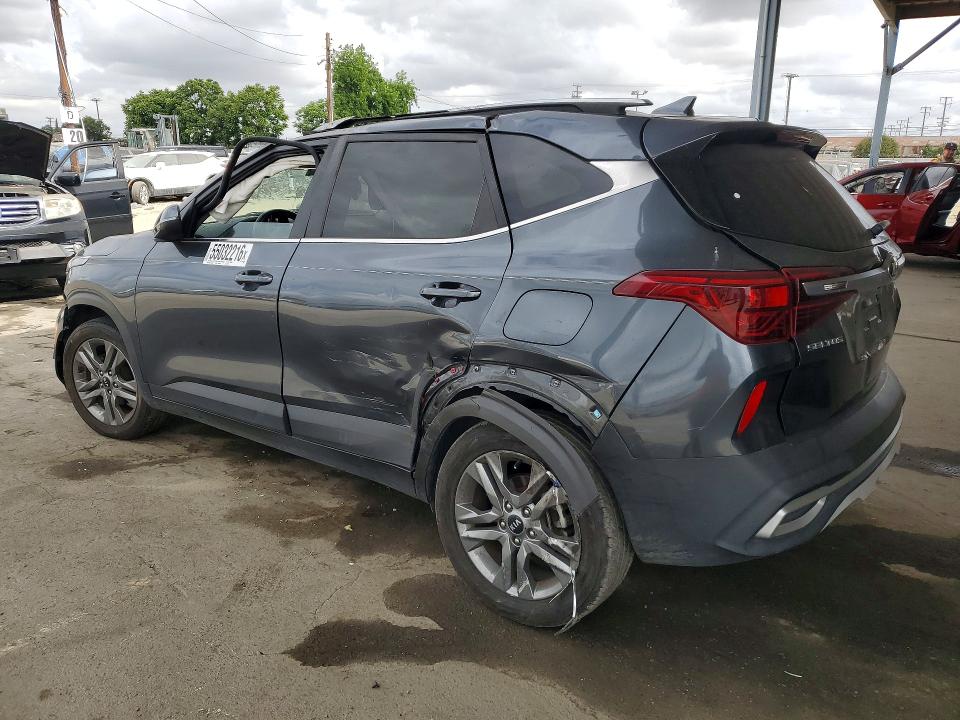 2021 Kia Seltos VIN KNDEU2AA1M7141329 COPART salvage auction — ROLLOVER, Ca - Salvage Certificate, sold $2,200 on 2026-07-30 (photo 2)