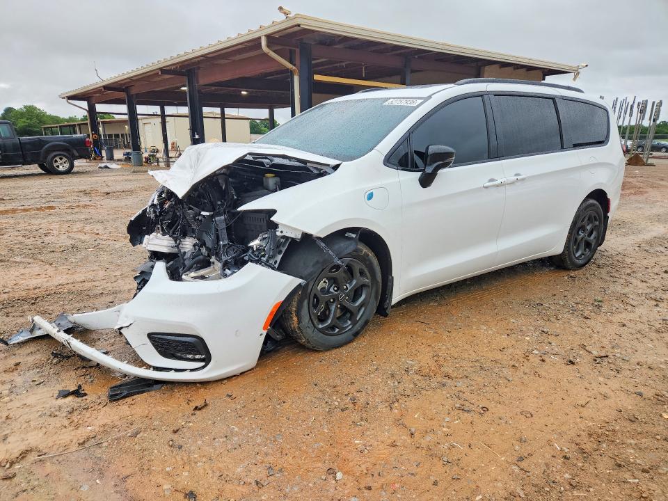 2025 Chrysler Pacifica VIN 2C4RC1S7XSR574287 — COPART salvage auction photo