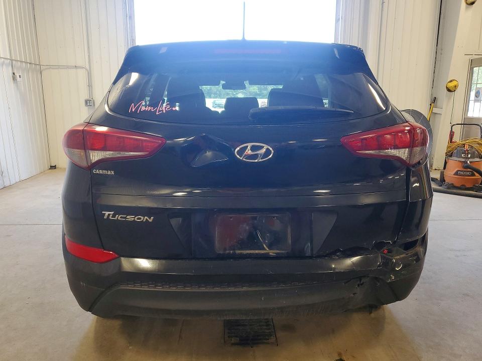 2017 Hyundai Tucson VIN KM8J23A44HU565997 COPART salvage auction — VANDALISM, Mn - Cert Of Title-Salvage, sold $300 on 2026-07-28 (photo 6)