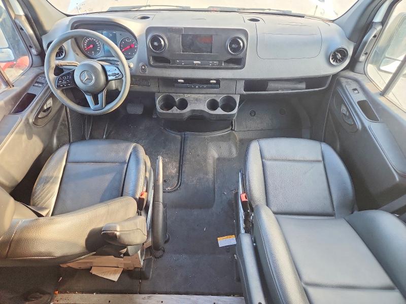 2023 Mercedes-benz Sprinter VIN W1Y40CHY0PT154547 COPART salvage auction — NORMAL WEAR, Tx - Certificate Of Title, sold $15,000 on 2026-07-30 (photo 8)