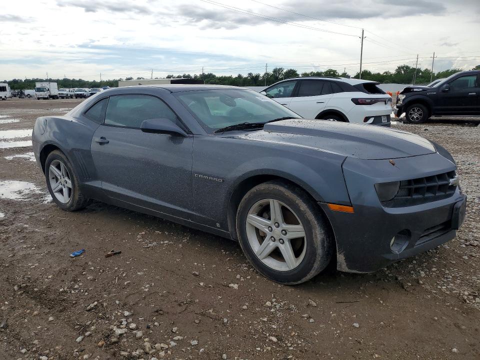2010 Chevrolet Camaro VIN 2G1FB1EV1A9146566 COPART salvage auction — MINOR DENT/SCRATCHES, Mt - Certificate Of Title, sold $900 on 2026-07-02 (photo 4)