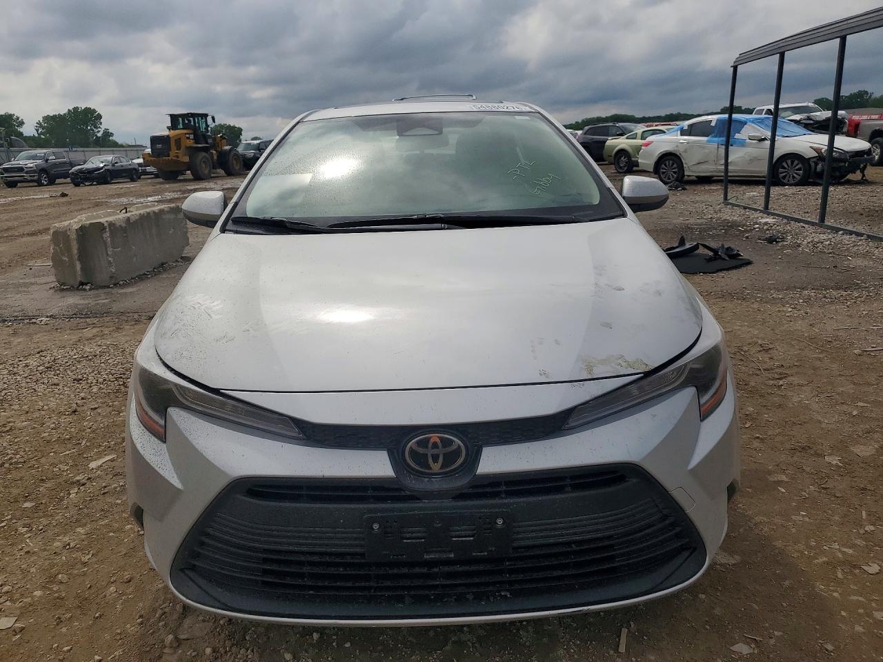 2024 Toyota Corolla VIN JTDB4MEE4RJ015634 COPART salvage auction — Rear End, MO - SALVAGE CERTIFICATE OF TITLE, sold $9,100 on 2026-07-02 (photo 5)