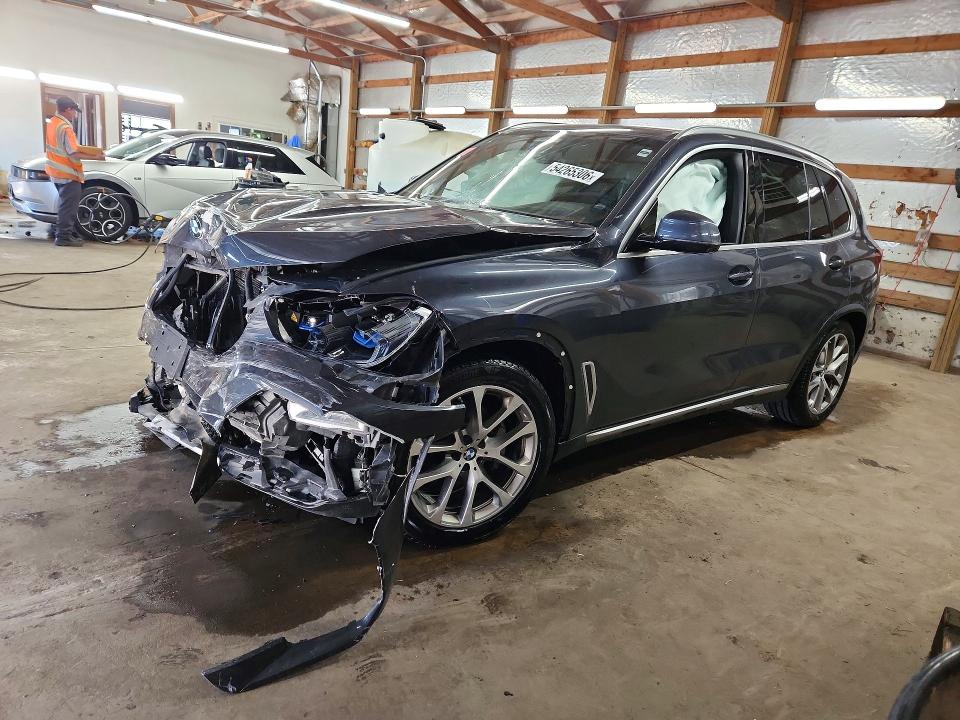 2021 BMW X5 VIN 5UXCR6C02M9F38817 COPART salvage auction — FRONT END, Il - Salvage Certificate, sold $2,600 on 2026-07-27 (photo 1)