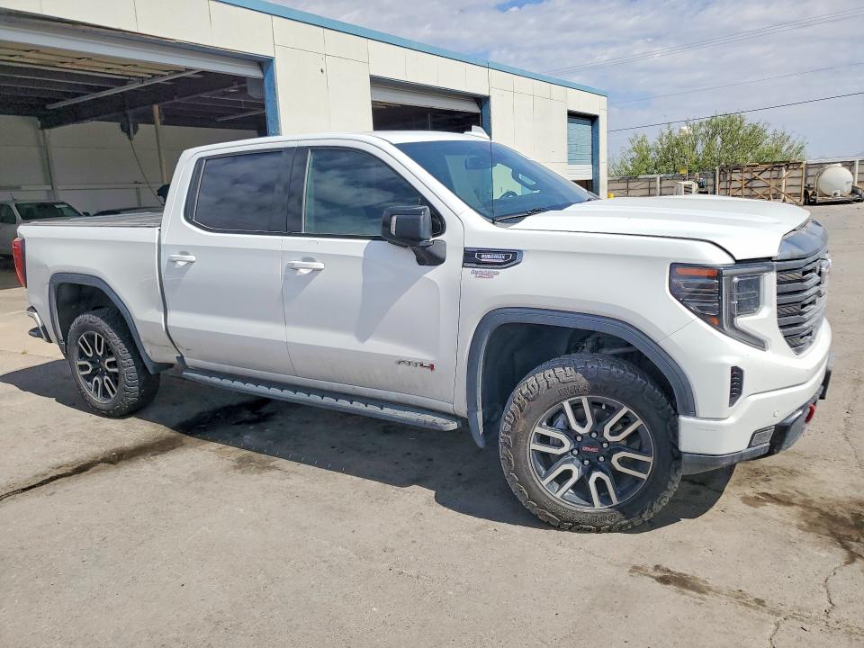 2022 Gmc VIN 1GTUUEET7NZ575818 COPART salvage auction — SIDE, TX - SALVAGE VEHICLE TITLE, sold $16,200 on 2026-07-31 (photo 4)