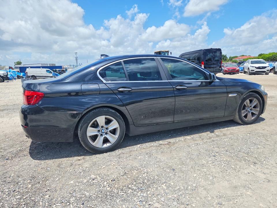 2013 BMW VIN WBAXG5C5XDD229831 COPART salvage auction — MINOR DENT/SCRATCHES, Fl - Certificate Of Title, sold $825 on 2026-07-02 (photo 3)