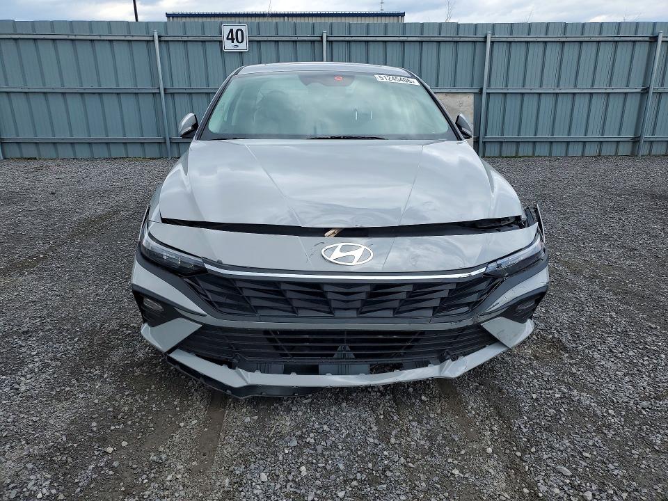 2025 Hyundai Elantra VIN KMHLM4DG1SU036920 COPART salvage auction — FRONT END, Qc - Gravement Accidente, sold $7,400 on 2026-07-07 (photo 5)