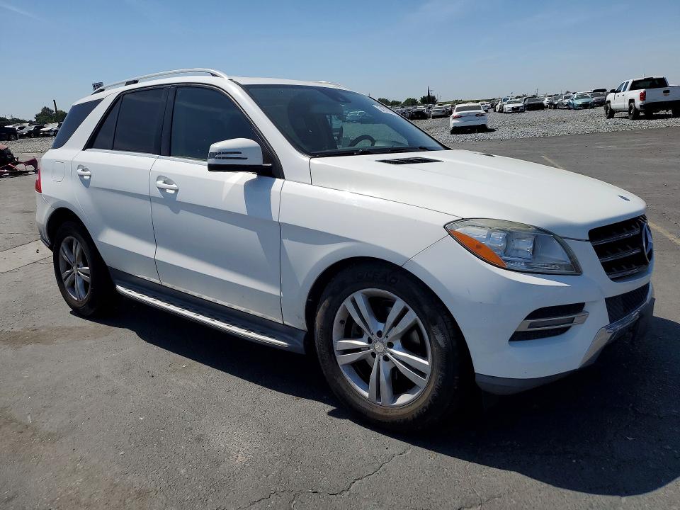 2015 Mercedes-benz M-klasse VIN 4JGDA5JB3FA596487 COPART salvage auction — FRONT END, Ca - Salvage Certificate, sold $1,800 on 2026-07-02 (photo 4)