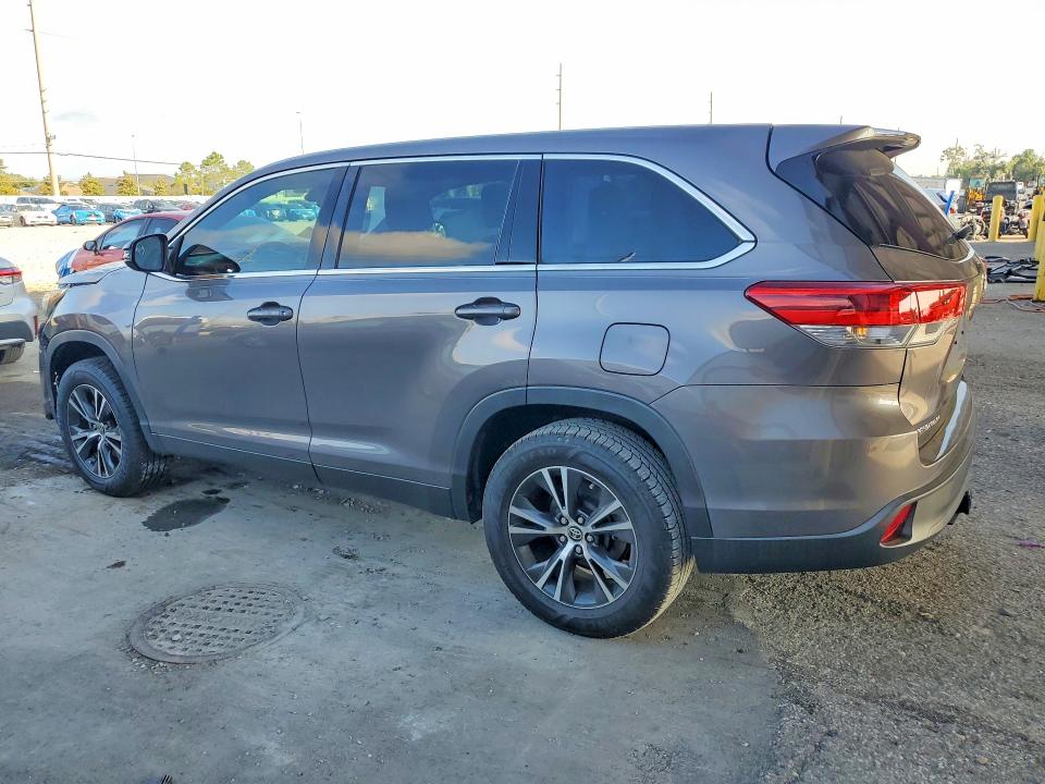 2019 Toyota Highlander VIN 5TDZZRFH2KS366797 COPART salvage auction — FRONT END, Fl - Cert Of Title Slvg Rebuildable, sold $3,150 on 2026-07-10 (photo 2)