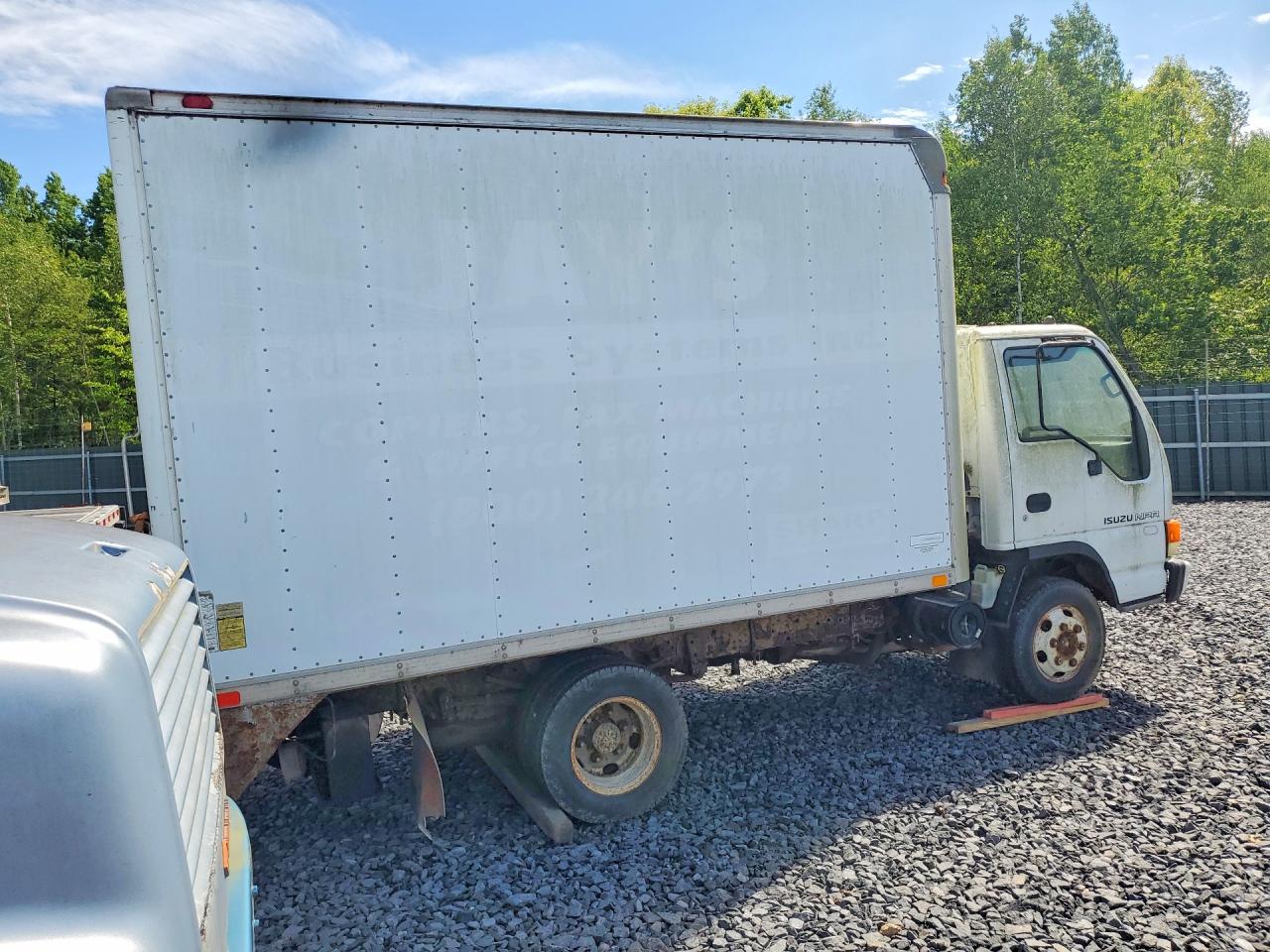 2003 Isuzu NPR VIN 4KLB4B1R53J800488 COPART salvage auction — Normal Wear, PA - CERT OF TITLE, sold $30 on 2026-07-07 (photo 3)