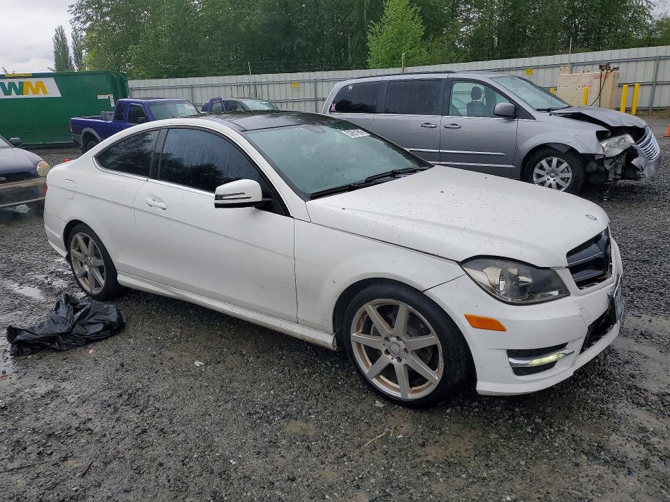 2013 Mercedes-benz C-klasse VIN WDDGJ4HB3DG001283 COPART salvage auction — FRONT END, Wa - Bill Of Sale, sold $1,350 on 2026-07-06 (photo 4)