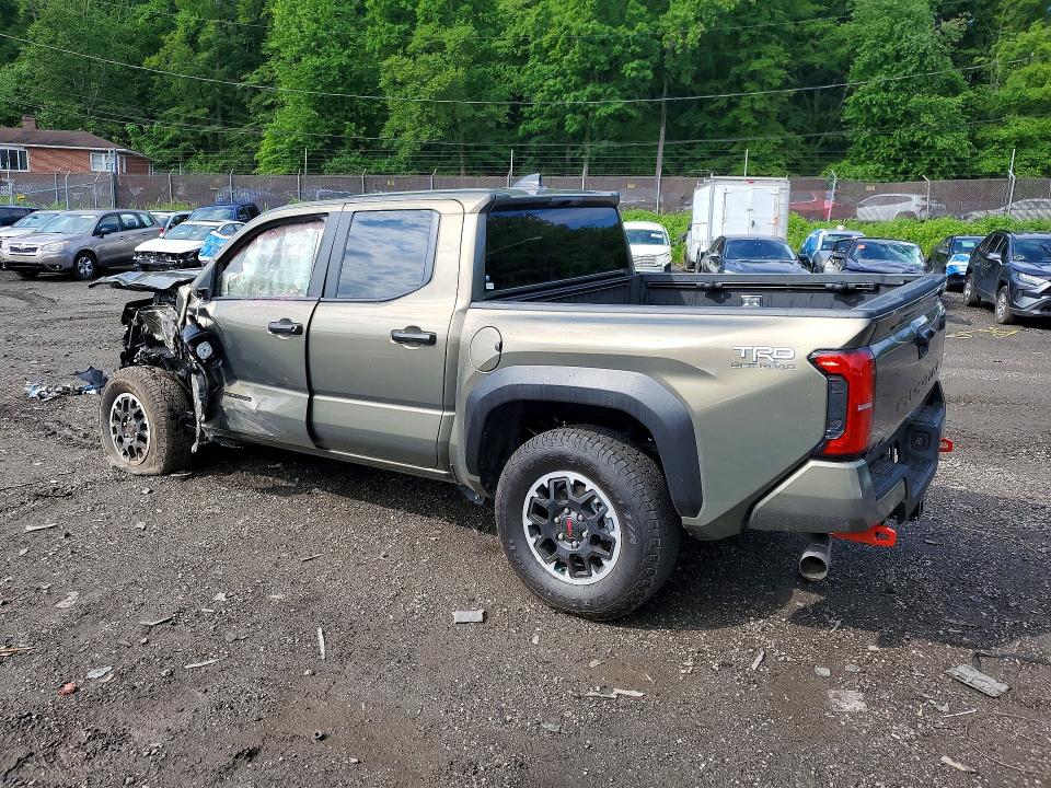 2025 Toyota Tacoma VIN 3TMLB5JN9SM182263 COPART salvage auction — FRONT END, MD - CERT OF SALVAGE > 75% DAMAGE, sold $9,800 on 2026-07-30 (photo 2)