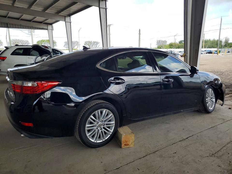 2013 Lexus Es 350 VIN JTHBK1GG5D2051742 COPART salvage auction — FRONT END, Tx - Salvage Vehicle Title, sold $3,500 on 2026-07-08 (photo 3)