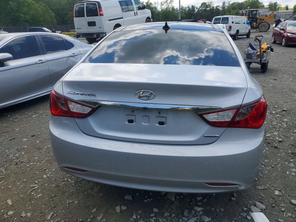 2012 Hyundai Sonata VIN 5NPEC4AC9CH357360 COPART salvage auction — FRONT END, Md - Cert Of Salvage > 75% Damage, sold $225 on 2026-07-28 (photo 6)