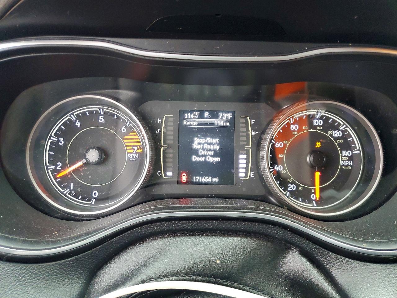 2019 Jeep Cherokee VIN 1C4PJLCB8KD296777 COPART salvage auction — Front End, FL - CERTIFICATE OF TITLE, sold $1,150 on 2026-07-09 (photo 9)
