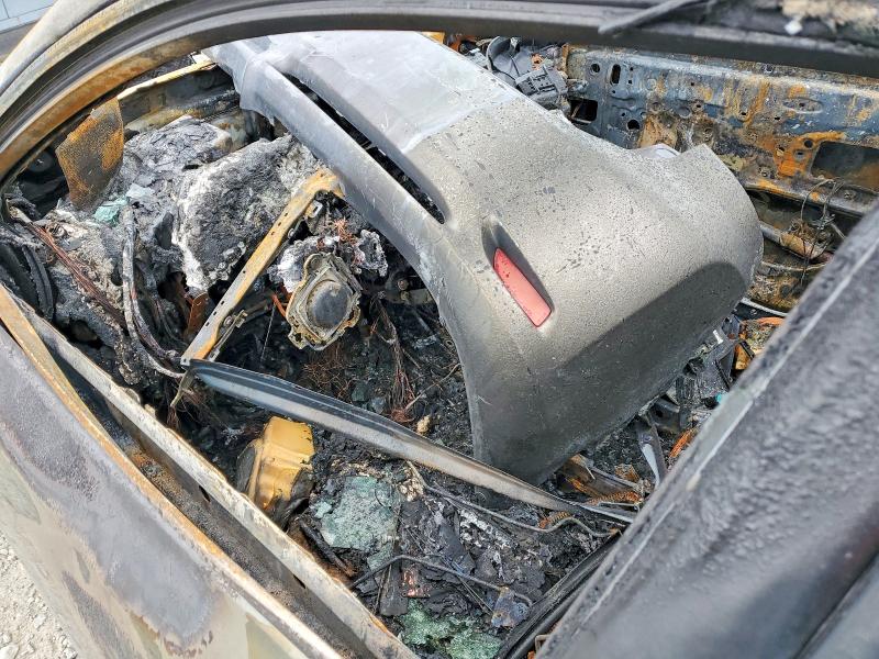 2013 Lexus Ct 200 VIN JTHKD5BH6D2160812 COPART salvage auction — BURN, Ca - Non-Repairable Vehicle Cert, sold $175 on 2026-07-17 (photo 8)