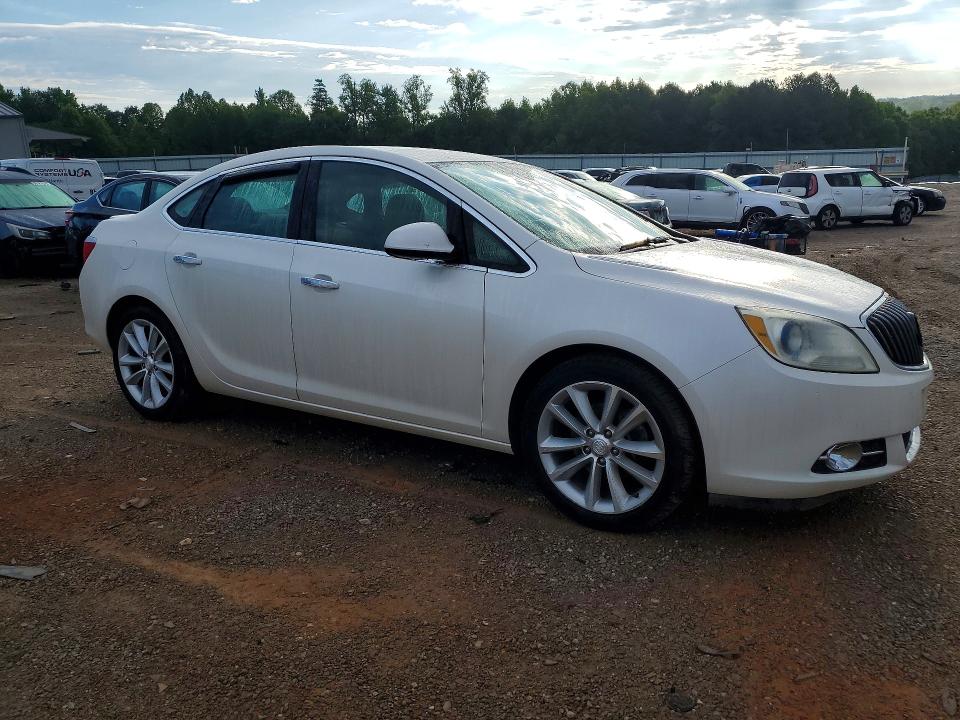 2016 Buick Verano VIN 1G4PT5SV4G4103030 COPART salvage auction — FRONT END, Va - Cert Of Title - Salvage, sold $800 on 2026-07-06 (photo 4)