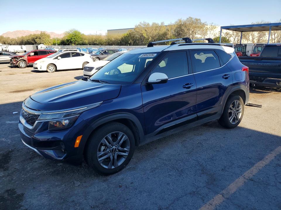 2023 Kia Seltos VIN KNDEU2AA2P7381834 COPART salvage auction — SIDE, Nv - Salvage Title, sold $3,600 on 2026-07-30 (photo 1)