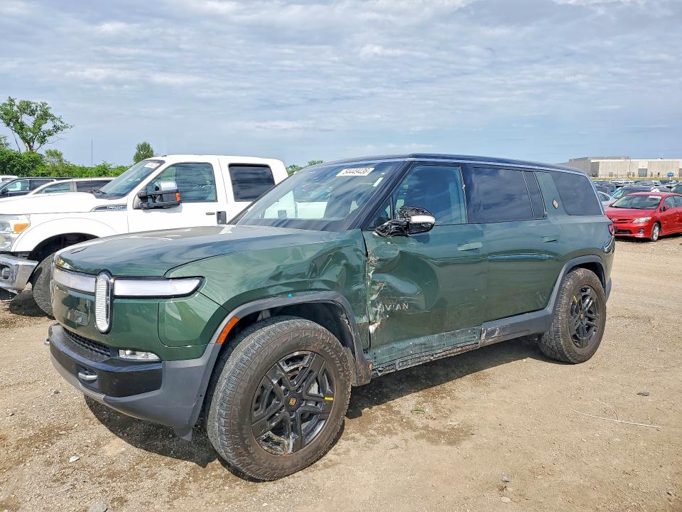 2024 Rivian R1s VIN 7PDSGBBA2RN044399 — COPART salvage auction photo
