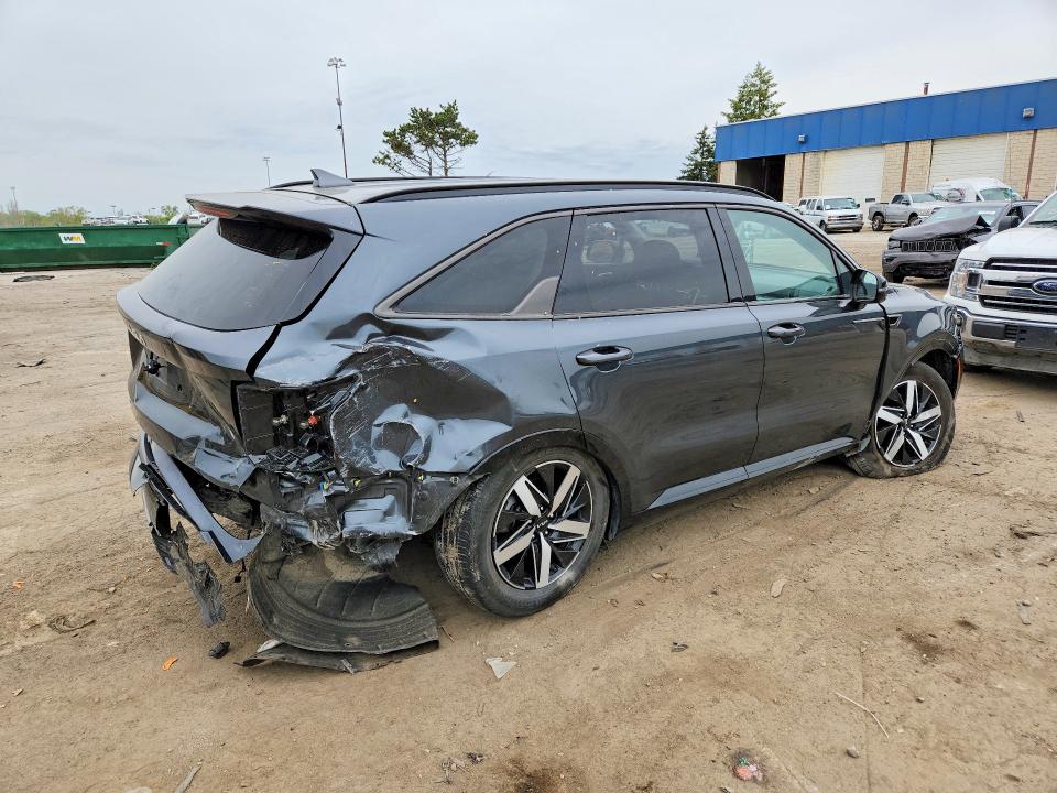 2023 Kia Sorento VIN 5XYRL4LC7PG244051 COPART salvage auction — REAR END, Mi - Certificate Of Title, sold $5,500 on 2026-07-24 (photo 3)