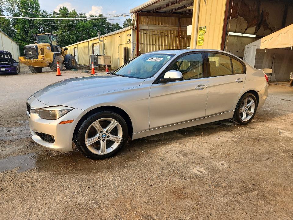 2014 BMW 3 series VIN WBA3B3G50ENR82310 COPART salvage auction — MINOR DENT/SCRATCHES, NC - DEALER ONLY CLEAN TITLE, sold $625 on 2026-07-09 (photo 1)