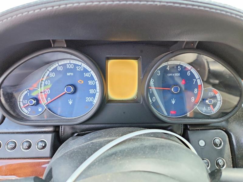 2005 Maserati Quattroporte VIN ZAMCE39A250018983 COPART salvage auction — MINOR DENT/SCRATCHES, Tn - Certificate Of Title, sold $725 on 2026-07-27 (photo 9)
