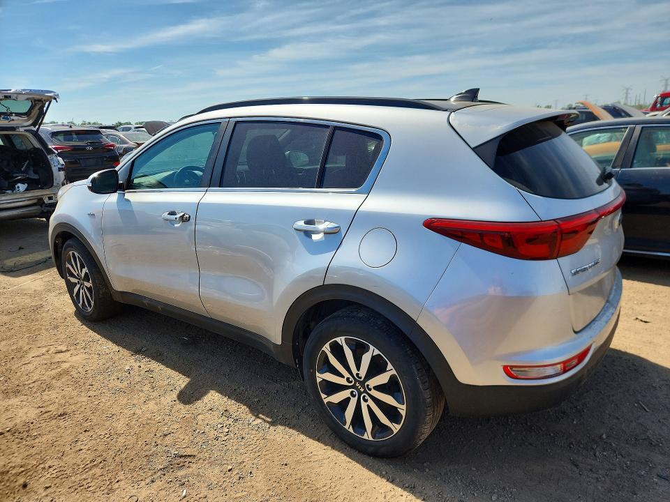 2018 Kia Sportage VIN KNDPNCAC4J7482989 COPART salvage auction — SIDE, Il - Cert Of Title-Corrected, sold $4,250 on 2026-07-14 (photo 2)