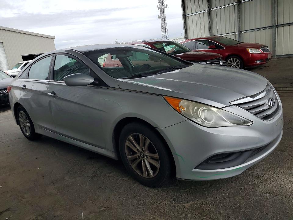 2014 Hyundai Sonata VIN 5NPEB4AC3EH855026 COPART salvage auction — VANDALISM, Ca - Salvage Certificate, sold $1,150 on 2026-07-02 (photo 4)