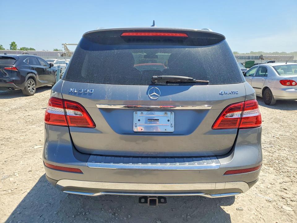 2013 Mercedes-benz Ml-class VIN 4JGDA5HB1DA162068 COPART salvage auction — MINOR DENT/SCRATCHES, Mo - Dealer Only Clean Title (P), sold $5,400 on 2026-07-09 (photo 6)