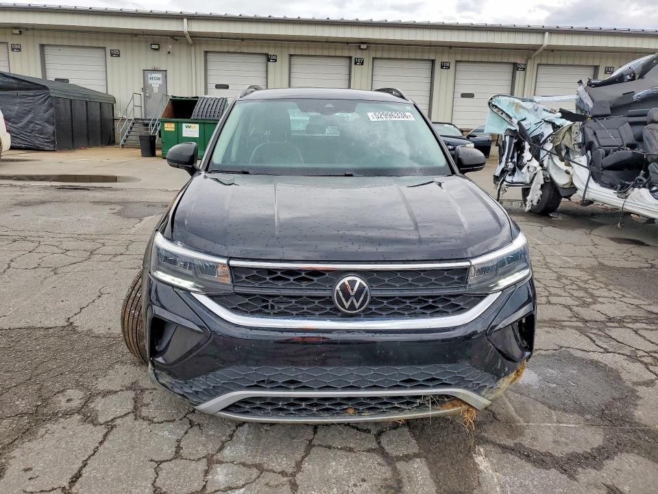 2022 Volkswagen Taos VIN 3VVMX7B27NM021566 COPART salvage auction — SIDE, In - Cert Of Title-Salvage Title, sold $6,000 on 2026-07-09 (photo 5)