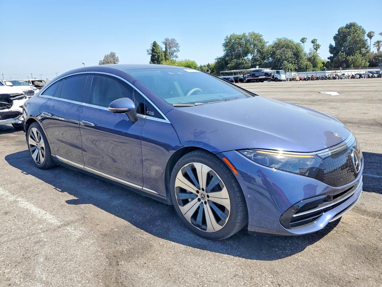 2023 Mercedes-Benz EQS VIN W1KCG2EB9PA039968 COPART salvage auction — Rear End, CA - SALVAGE CERTIFICATE, sold $26,000 on 2026-07-10 (photo 4)