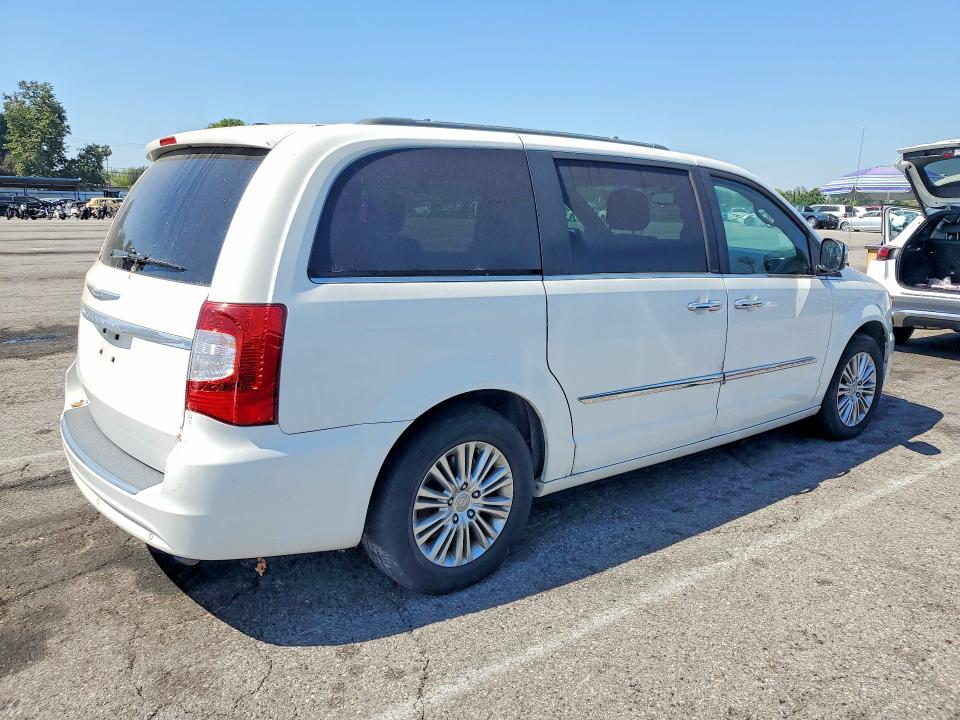 2013 Chrysler Voyager VIN 2C4RC1CG5DR606659 COPART salvage auction — MINOR DENT/SCRATCHES, Id - Salvage Certificate Of Title, sold $550 on 2026-07-21 (photo 3)