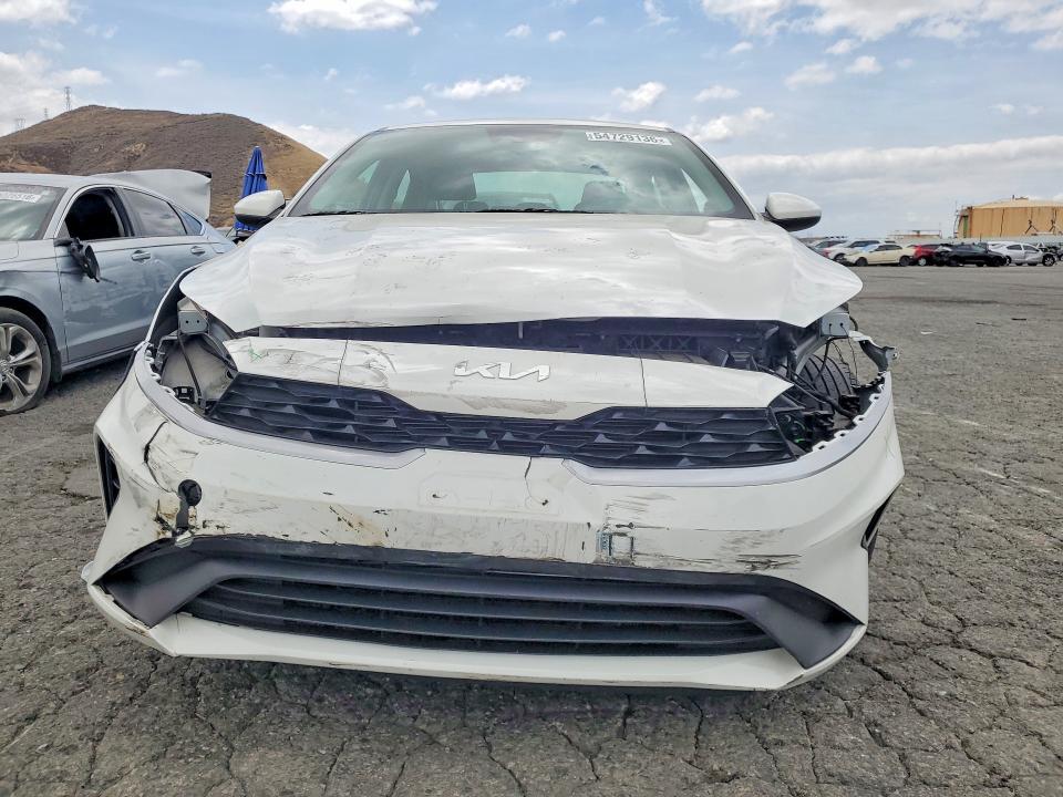 2024 Kia Forte VIN 3KPF24AD2RE822347 COPART salvage auction — FRONT END, Ca - Salvage Certificate, sold $3,750 on 2026-07-02 (photo 5)