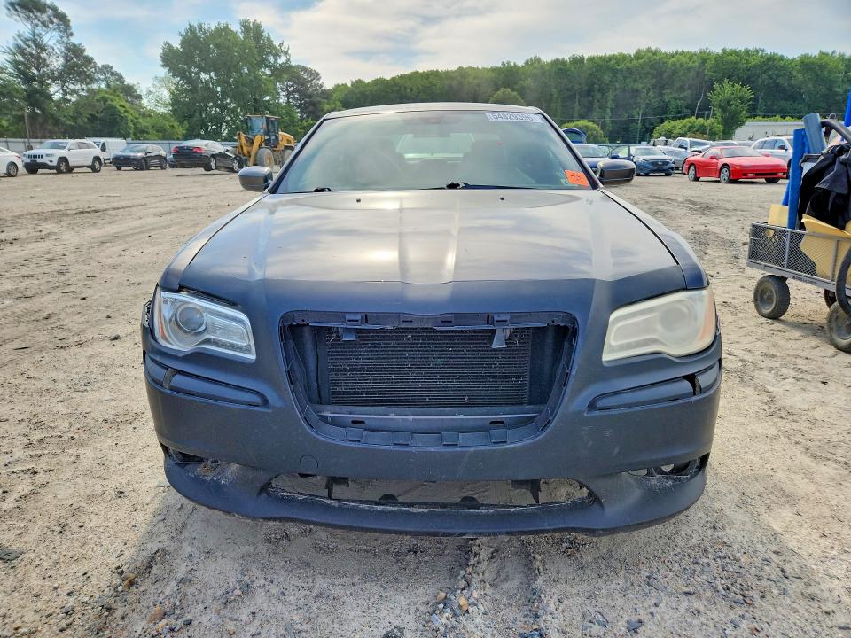 2013 Chrysler 300 VIN 2C3CCARG8DH519572 COPART salvage auction — FRONT END, Oh - Certificate Of Title, sold $850 on 2026-07-09 (photo 5)