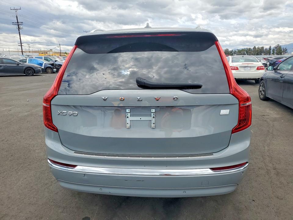 2024 Volvo VIN YV4H60CK9R1232891 COPART salvage auction — FRONT END, Ca - Salvage Certificate, sold $22,500 on 2026-08-12 (photo 6)