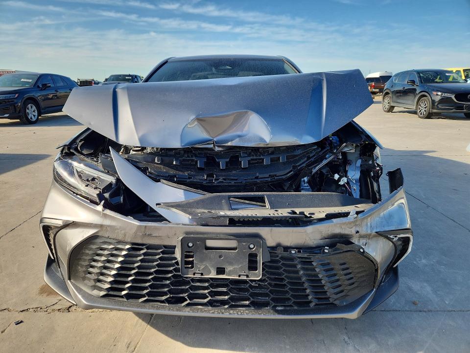 2025 Toyota Camry VIN 4T1DAACK5SU613949 COPART salvage auction — FRONT END, Tx - Salvage Vehicle Title, sold $5,100 on 2026-07-09 (photo 5)