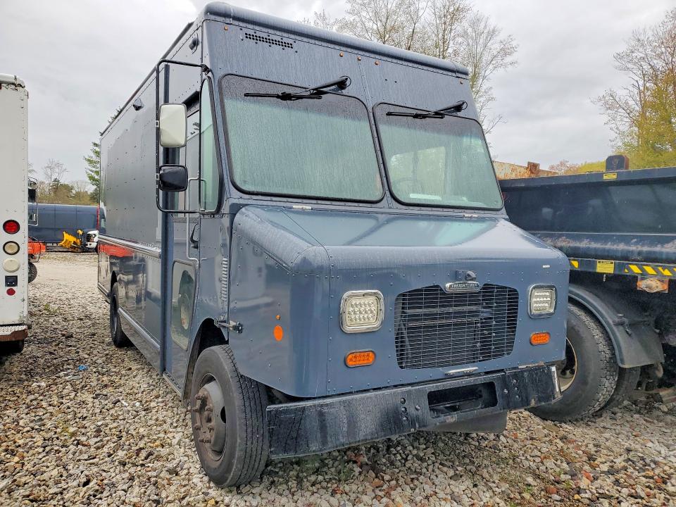 2020 Freightliner Mt45 VIN 4UZAC2EA6LCMH8121 COPART salvage auction — MECHANICAL, CT - CERTIFICATE OF TITLE, sold $100 on 2026-09-10 (photo 4)