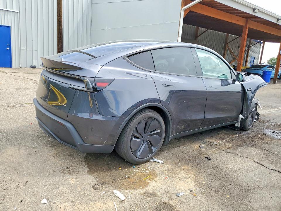 2026 Tesla VIN 7SAYGDEE6TA500406 COPART salvage auction — FRONT END, CO - SALVAGE TITLE (P), sold $13,100 on 2026-07-28 (photo 3)