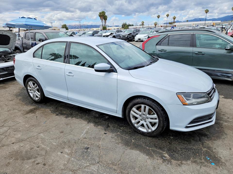 2017 Volkswagen Jetta VIN 3VW2B7AJ5HM356730 COPART salvage auction — MECHANICAL, Ca - Certificate Of Title, sold $70 on 2026-08-04 (photo 4)
