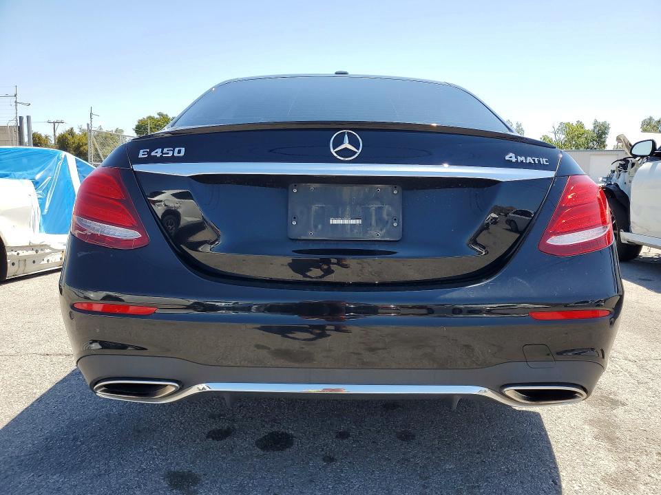 2019 Mercedes-benz VIN WDDZF6JB3KA520284 COPART salvage auction — MINOR DENT/SCRATCHES, Ca - Dis/Dlr/Exp Only Clean Title, sold $13,000 on 2026-07-18 (photo 6)