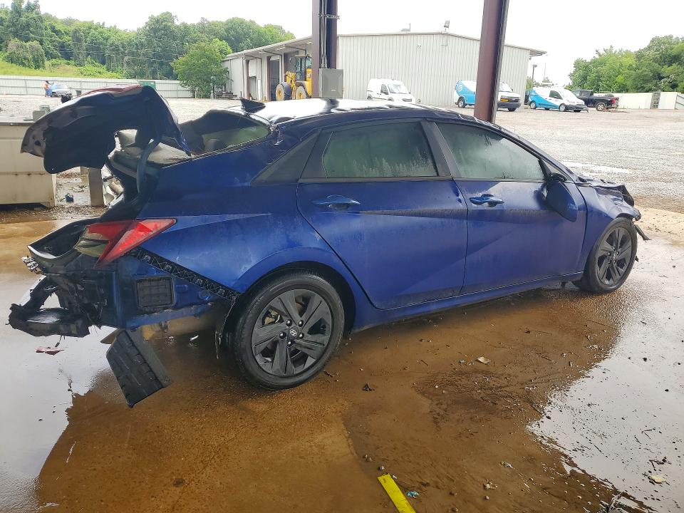 2022 Hyundai Elantra VIN 5NPLS4AG6NH057310 COPART salvage auction — REAR END, Ms - Certificate Of Title, sold $1,150 on 2026-07-02 (photo 3)