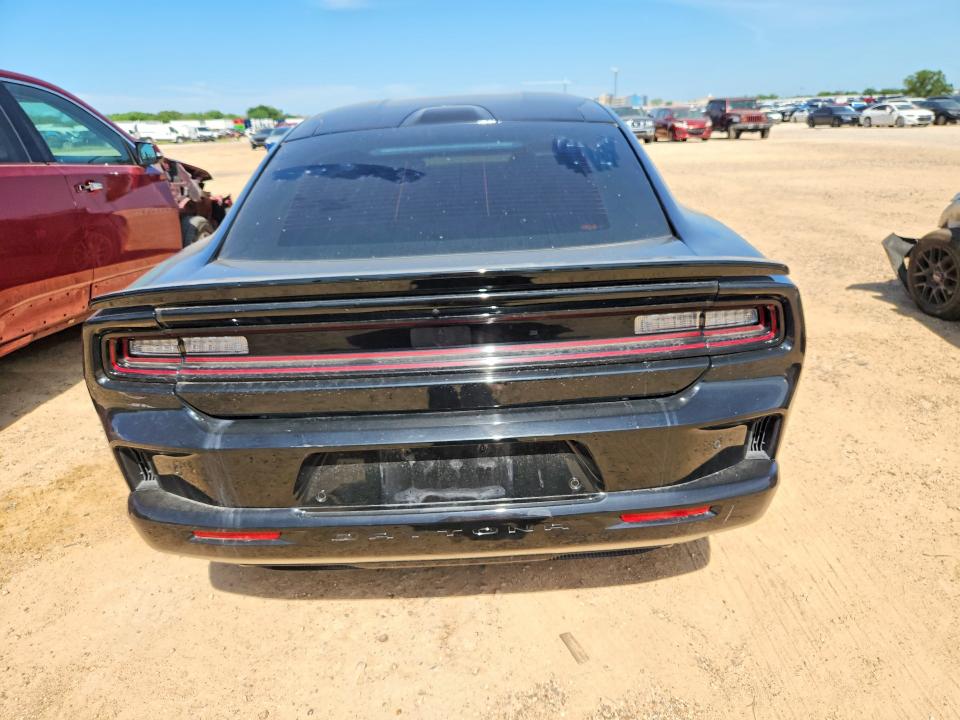 2025 Dodge Charger VIN 2C3CDBDK3SR547477 COPART salvage auction — ENGINE BURN, Tx - Certificate Of Title (P), sold $19,600 on 2026-07-30 (photo 6)