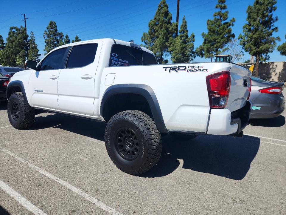 2018 Toyota Tacoma VIN 3TMAZ5CN4JM054351 COPART salvage auction — FRONT END, Ca - Salvage Certificate, sold $10,500 on 2026-07-30 (photo 2)